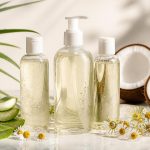 découvrez nos shampooings sans sulfate ni silicone, des options douces et efficaces pour prendre soin de vos cheveux tout en respectant leur santé.
